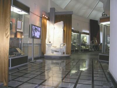 

Museum of Kalashnikov. Hall #2 of Kalashnikov exposition. 

